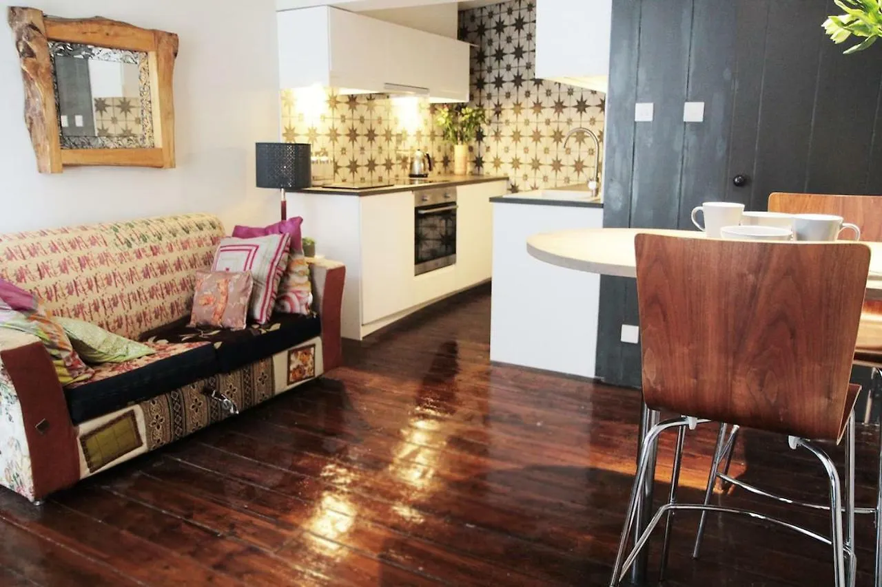Boutique Bothy - Unique Bolthole In The New Town Apartment Edinburgh 0*,